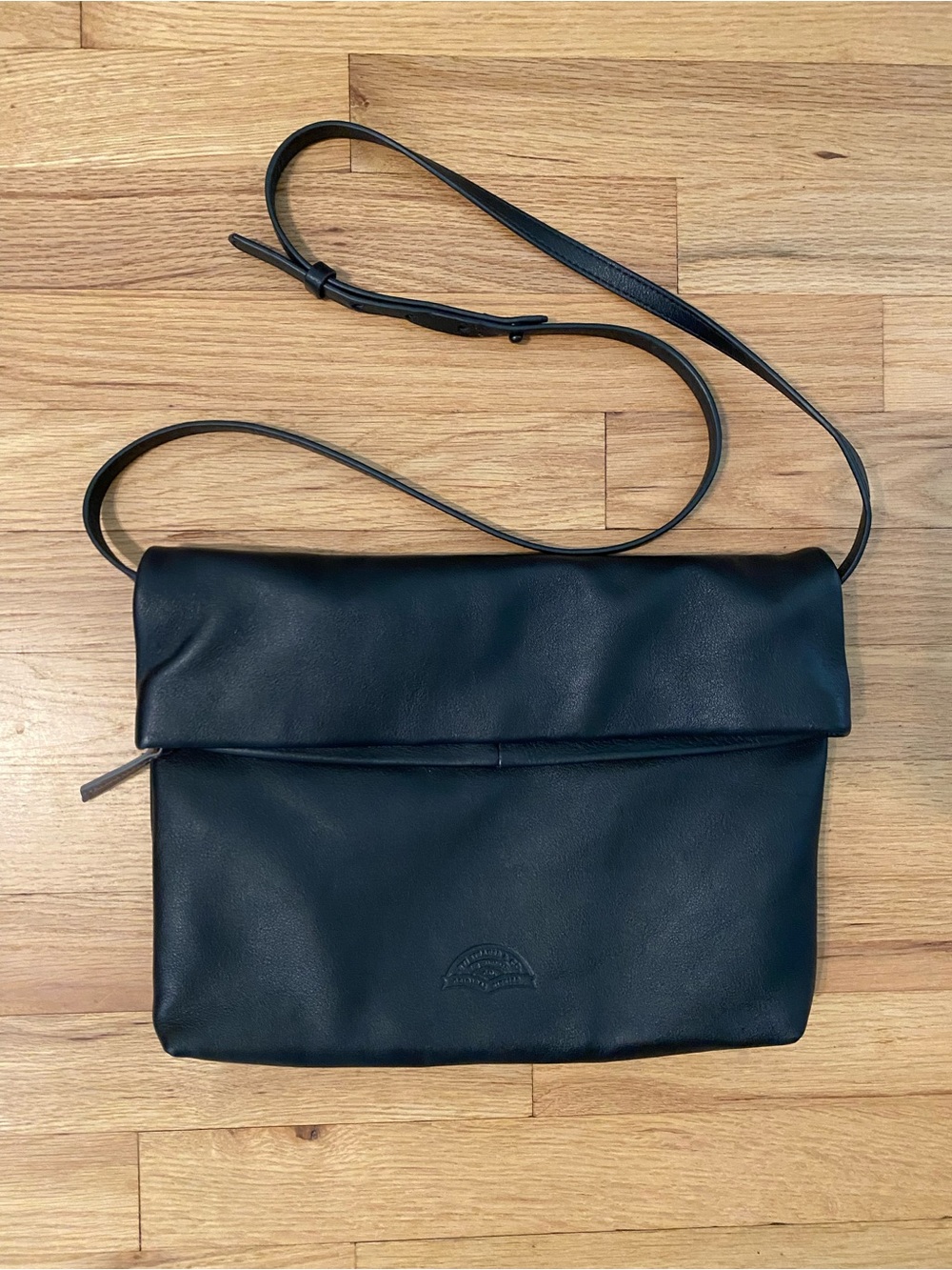 Levi's Full Grain Leather Foldover Crossbody Bag Black